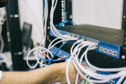 découvrez notre guide complet sur les plugs anaux, conçus pour améliorer vos expériences intimes. explorez les différents types, matériaux et conseils d'utilisation pour une découverte sécurisée et plaisante de votre sensualité.
