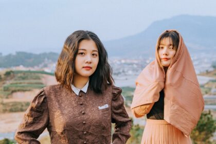 découvrez notre analyse comparative approfondie qui met en lumière les différences, les avantages et les inconvénients des options disponibles. informez vos choix grâce à des données claires et des insights pertinents.