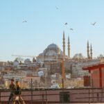 découvrez l'art de cultiver une relation amoureuse épanouissante. astuces, conseils et histoires inspirantes pour renforcer les liens, communiquer efficacement et savourer chaque moment en tant que couple.