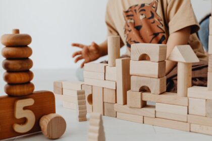 découvrez comment créer vos propres jouets sexuels diy pour pimenter votre vie intime. nos conseils pratiques et idées innovantes vous aideront à concevoir des accessoires uniques, tout en respectant votre budget et vos envies. libérez votre créativité et explorez de nouvelles sensations en toute sécurité.