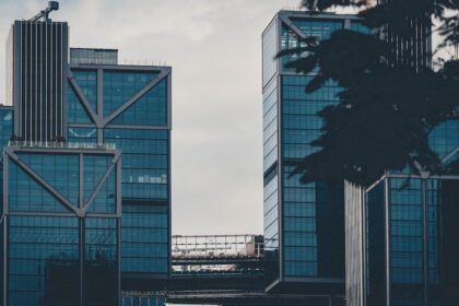 découvrez notre sélection de dildos en verre, alliant élégance et sensualité. fabriqués avec des matériaux de haute qualité, ces accessoires offrent des sensations uniques et sont faciles à nettoyer. parfaits pour explorer de nouvelles expériences, nos dildos en verre sont conçus pour votre plaisir. explorez la beauté et la fonctionnalité dès maintenant.