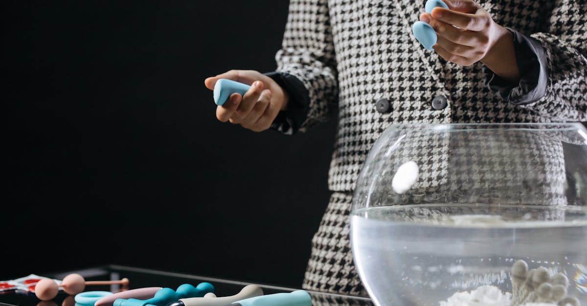 découvrez notre sélection de sex toys de qualité pour pimenter vos moments intimes. des objets sensuels pour tous les goûts, des plus discrets aux plus audacieux. explorez votre plaisir en toute confiance avec nos conseils d'experts.