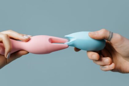découvrez notre sélection variée de sex toys de qualité pour pimenter votre vie intime. que vous soyez novice ou expérimenté, trouvez l'accessoire parfait pour explorer et satisfaire vos désirs. livraison discrète et conseils d'experts inclus!