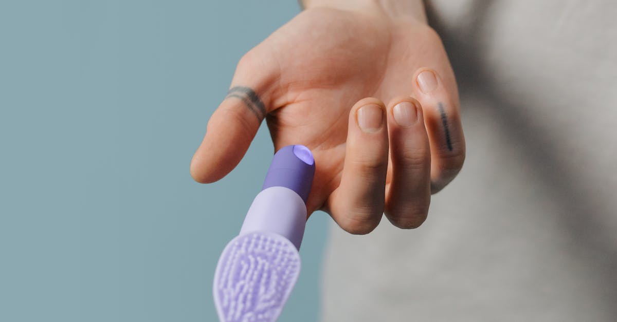 découvrez notre sélection de stimulateurs intimes conçus pour enrichir votre vie érotique. que vous soyez novice ou expérimenté, nos vibrateurs offrent des sensations uniques et personnalisées pour atteindre le plaisir ultime. explorez des designs variés et des fonctionnalités avancées pour satisfaire tous vos désirs.