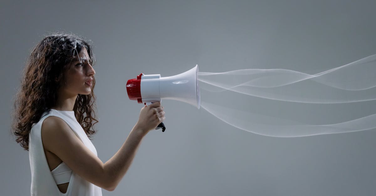 découvrez notre sélection de vibromasseurs, conçus pour stimuler vos sens et intensifier vos moments de plaisir. explorez des modèles variés adaptés à tous les goûts et toutes les envies.