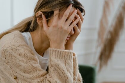 découvrez les risques potentiels liés à la vulnérabilité des sextoys connectés, les failles de sécurité courantes et les conseils pour protéger votre vie privée lors de l’utilisation de ces dispositifs.