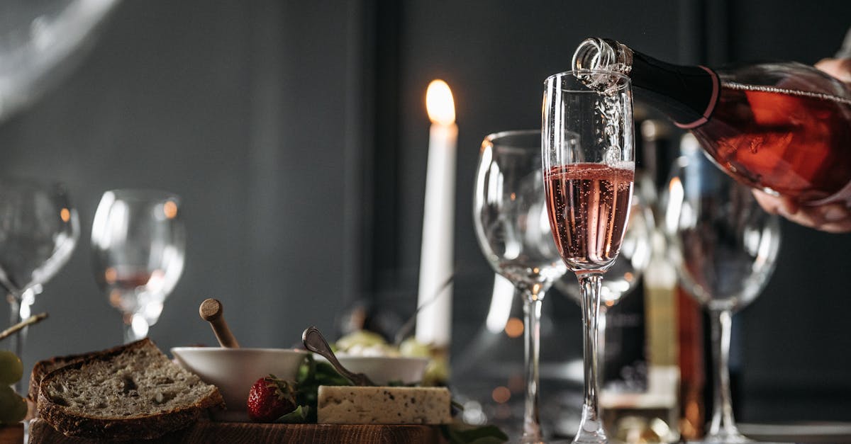 découvrez les jouets intimes en verre, élégants, sûrs et faciles à nettoyer. idéaux pour une expérience sensorielle unique, ils offrent douceur et raffinement pour tous les plaisirs.