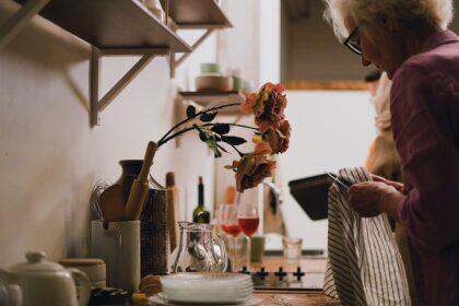 découvrez les jouets intimes en verre, élégants et sûrs, conçus pour offrir des sensations uniques et une hygiène parfaite. explorez notre sélection pour une expérience sensorielle raffinée et durable.