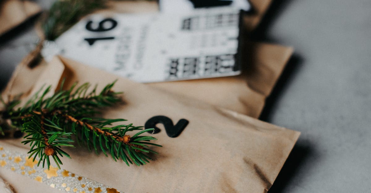 découvrez notre sélection de calendriers de l’avent originaux pour patienter jusqu’à noël ! idées cadeaux, gourmandises et surprises à ouvrir chaque jour en famille.