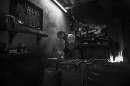 découvrez les principes de sécurité essentiels pour explorer le bdsm en toute confiance. conseils, pratiques et précautions pour garantir le respect, le consentement et le bien-être de chacun.