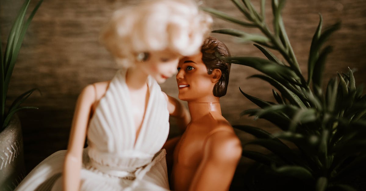 découvrez notre sélection de jouets intimes conçus pour éveiller vos sens et pimenter vos moments de plaisir en toute discrétion. à explorer seul ou à deux pour des sensations inédites.