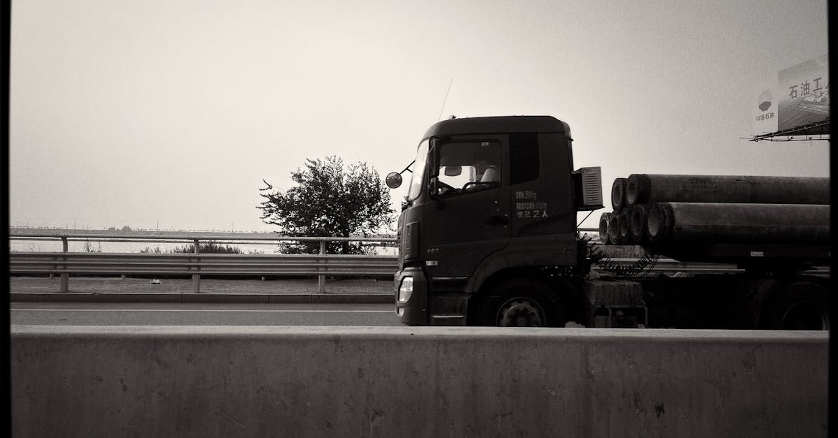 découvrez comment les sextoys connectés pour relations à distance révolutionnent l’intimité virtuelle, en rapprochant les couples où qu’ils soient. explorez les innovations, avantages et conseils pour une expérience connectée unique et excitante.