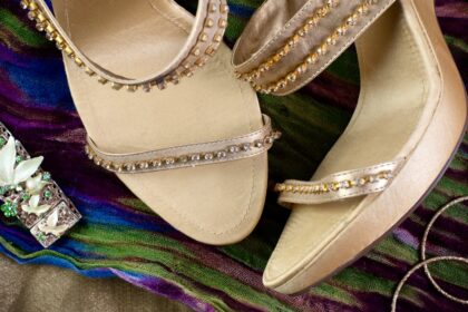 découvrez notre sélection d’accessoires érotiques de luxe, alliant élégance, raffinement et plaisir. offrez-vous une expérience sensuelle unique avec des produits haut de gamme conçus pour sublimer vos moments d’intimité.