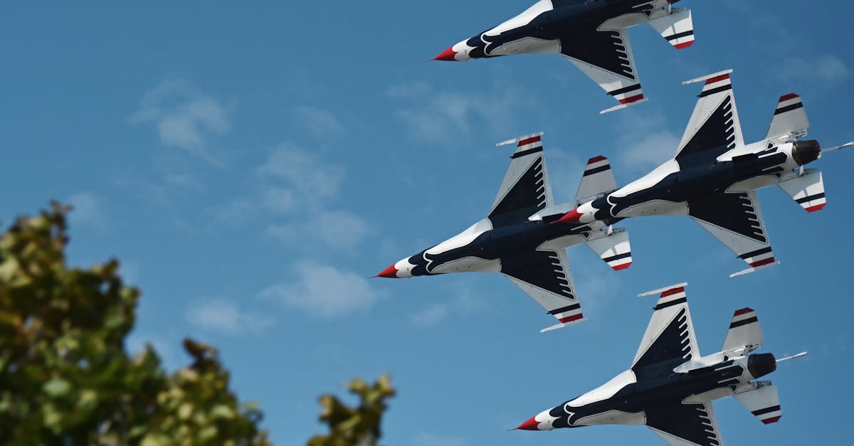 découvrez comment atteindre l’orgasme simultané lors de vos rapports intimes, des astuces pratiques pour renforcer la complicité et améliorer le plaisir à deux.