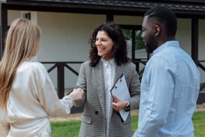 découvrez notre sélection de sextoys pour couples, conçus pour pimenter votre intimité et explorer de nouvelles sensations en toute complicité.