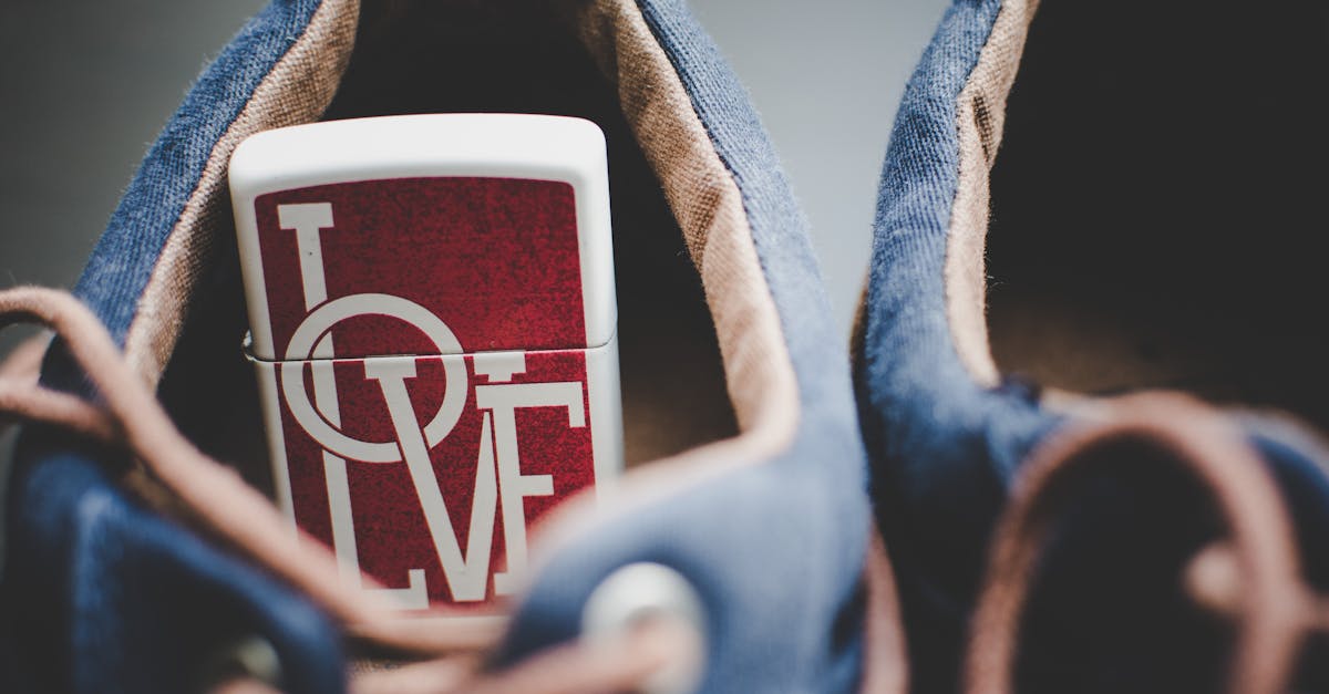 découvrez intimate objects, une collection unique d'objets qui capturent l'essence de l'intimité et de la connexion personnelle à travers des designs délicats et significatifs.