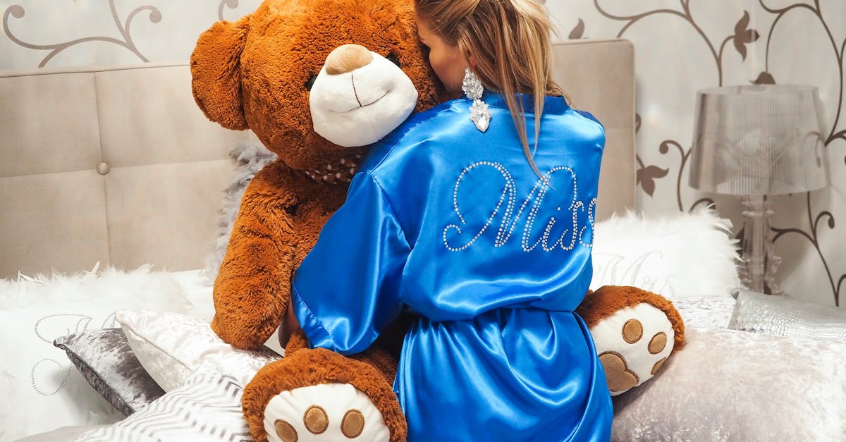 découvrez notre sélection de jouets intimes pour pimenter vos moments de complicité et explorer de nouvelles sensations en toute intimité.