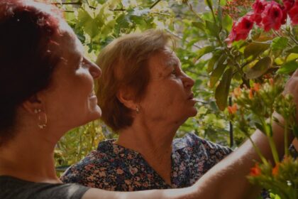 découvrez des conseils et informations sur la masturbation chez les femmes seniors, favorisant le bien-être et la connaissance de soi à tout âge.