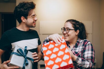 découvrez une sélection unique de cadeaux intimes, parfaits pour exprimer vos sentiments avec élégance et douceur.