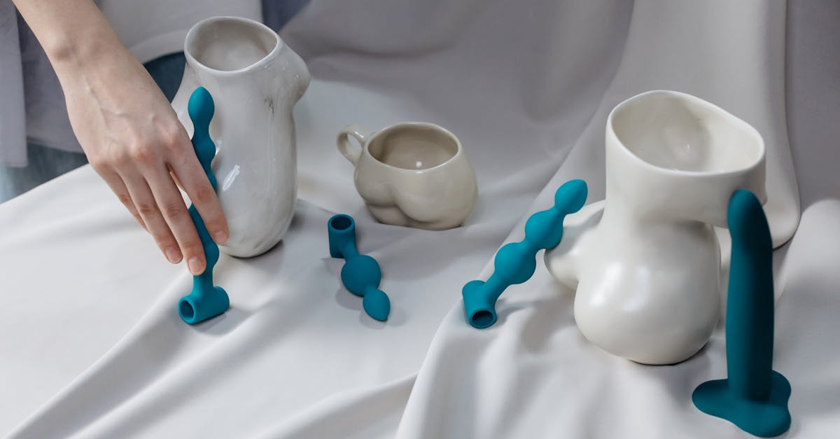 découvrez notre sélection de sex toys pour pimenter votre vie intime, garantissant plaisir et satisfaction en toute discrétion.