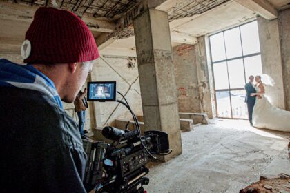 découvrez les coulisses exclusives et plongez au cœur des secrets de la création avec notre contenu 'behind the scenes'.