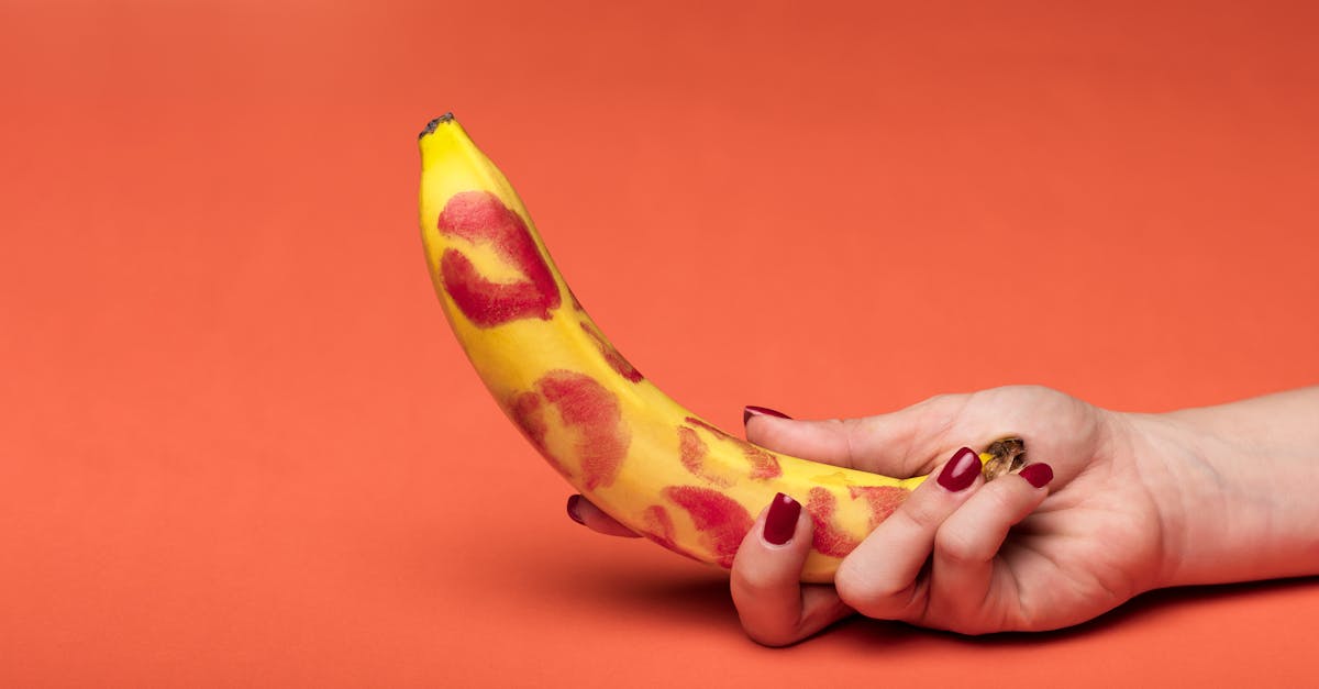 découvrez les réalités et les enjeux liés à l'esclavage sexuel, une forme grave de violation des droits humains qui affecte des millions de personnes dans le monde.