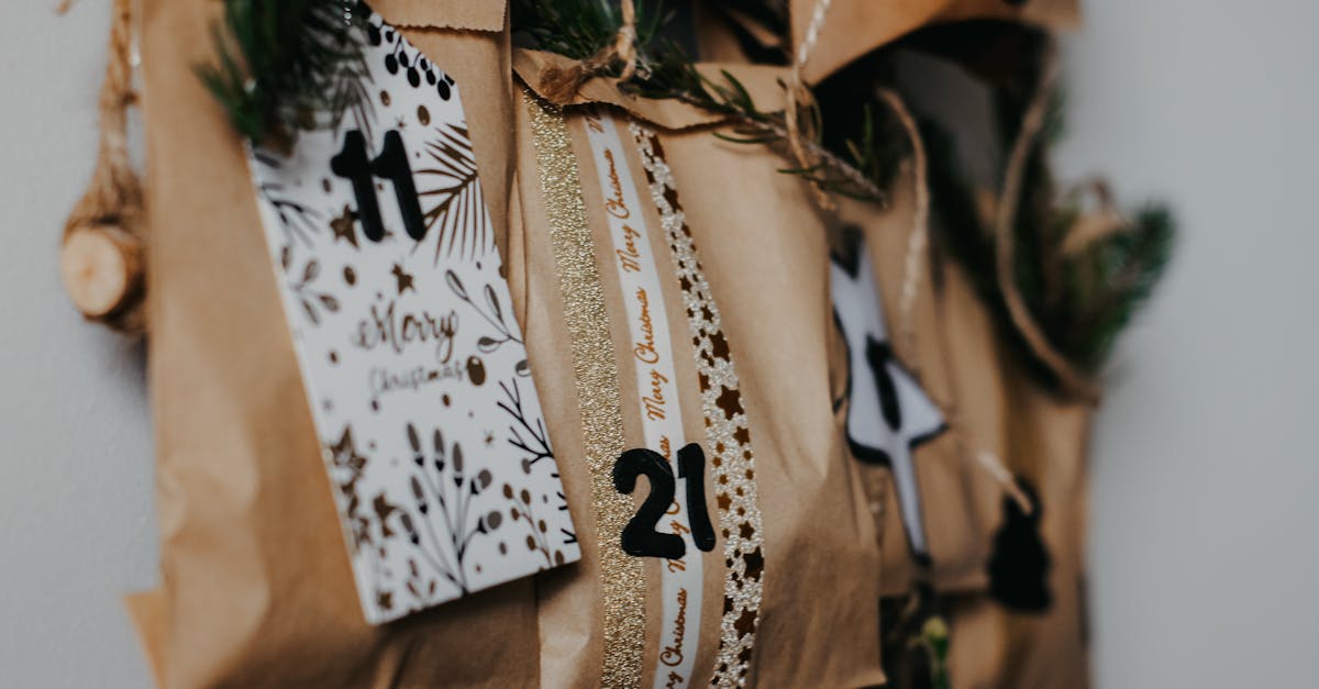 découvrez notre calendrier de l'avent unique, rempli de surprises et de cadeaux pour rendre votre décembre encore plus magique.