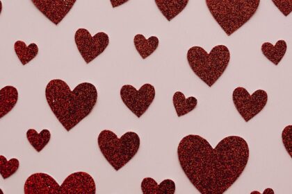 célébrez la saint-valentin avec des idées romantiques, des cadeaux parfaits et des moments inoubliables pour partager l'amour avec votre moitié.