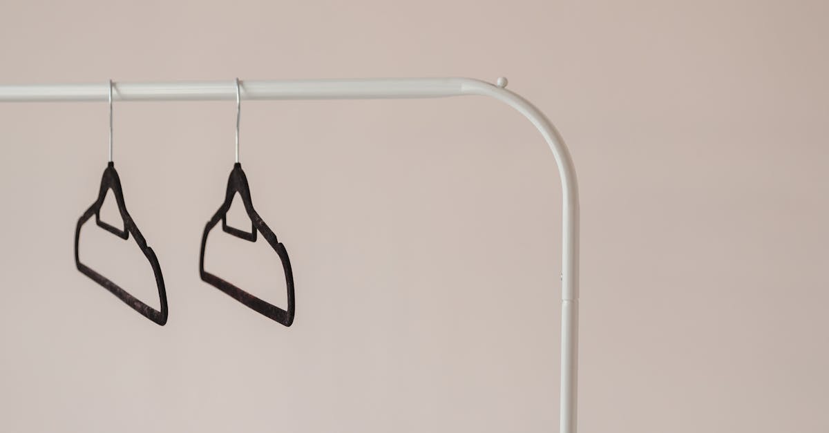 découvrez tout ce qu'il faut savoir sur la double pénétration, un thème souvent abordé dans le domaine de la sexualité. informations, conseils et précautions pour une expérience sûre et plaisante.