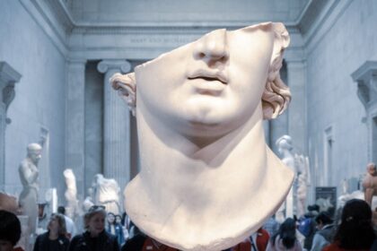 découvrez notre exposition captivante mettant en avant des œuvres d'art uniques et inspirantes. plongez dans un univers créatif riche et varié.