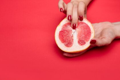 découvrez tout ce qu'il faut savoir sur la masturbation féminine, un sujet naturel et important pour le bien-être intime et la connaissance de soi.