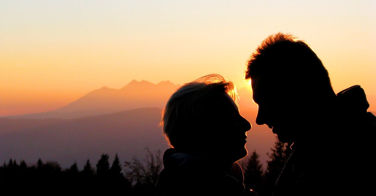 découvrez la profondeur et la beauté de l'intimité, un lien essentiel qui nourrit les relations humaines et renforce la connexion émotionnelle.