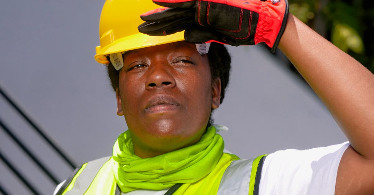 découvrez des conseils essentiels et des pratiques recommandées pour garantir votre sécurité au quotidien, au travail et dans vos activités.