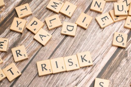 découvrez les risques liés au stockage des sextoys et apprenez comment les conserver en toute sécurité pour garantir hygiène et durabilité.