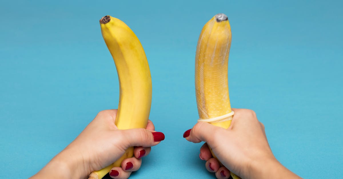 découvrez et explorez la diversité de la sexualité, un aspect essentiel de l'identité humaine, incluant les orientations, les expressions et les relations.